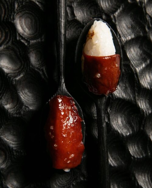 Asado O Pazo con vajilla de madera de Sangiovanni Lorenzo