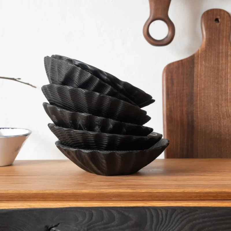 Cuencos de madera de fresno carbonizado tallados a mano